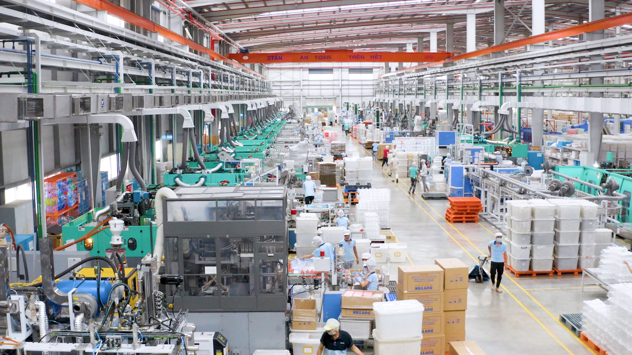 Giới Thiệu Về Sơn Hà Plastic